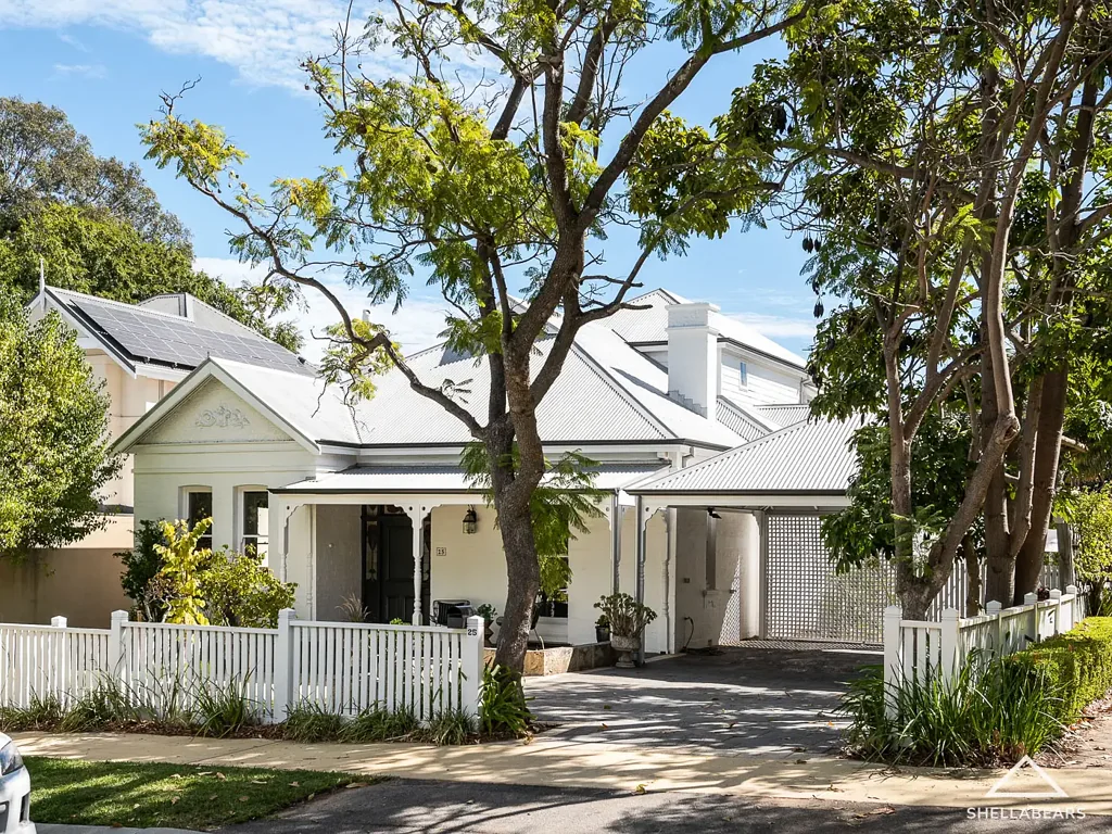 Claremont 4ห้องนอน Stunning Claremont Character with Architect-Designed Extension
