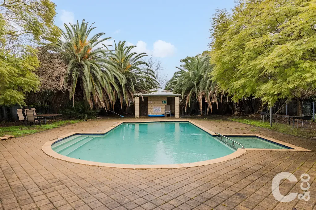 8/21 Clint Way, Calista, WA 6167