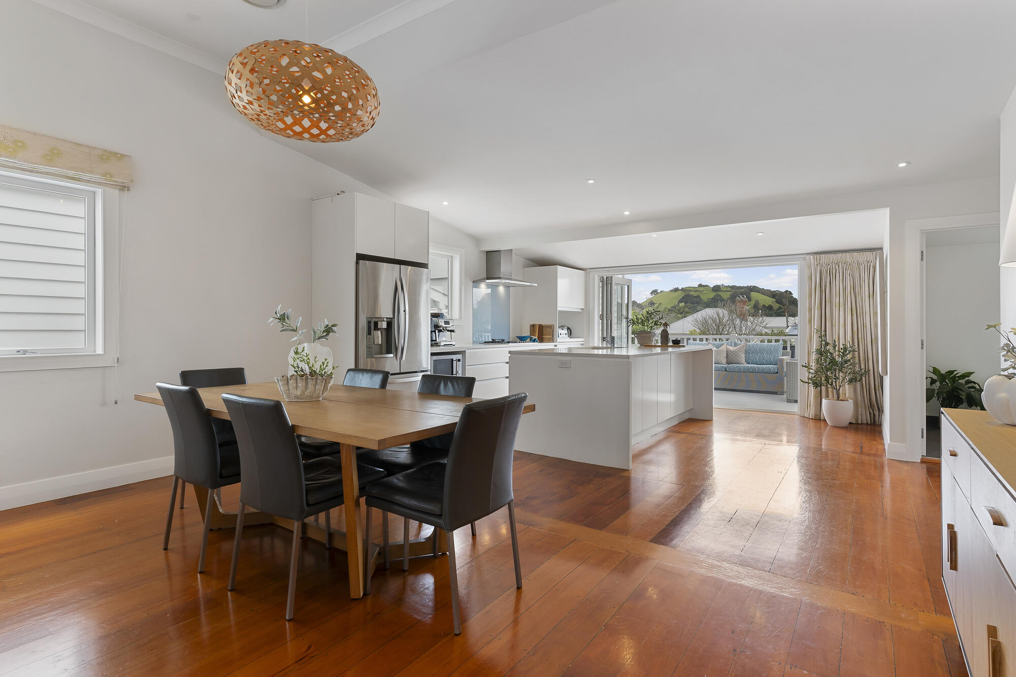 8 Kiwi Road, Devonport, photo 10