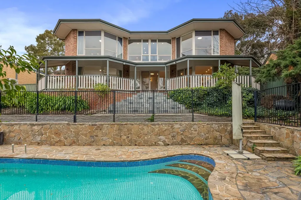 Coromandel Valley 5 Bedroom A true Hills retreat with an eagle-eye view