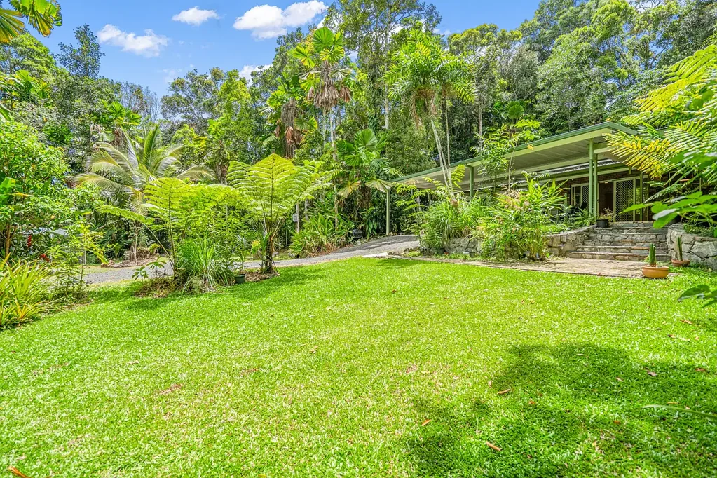 Kuranda 5 Bedroom TRANQUIL - PRIVATE - STEEL FRAME