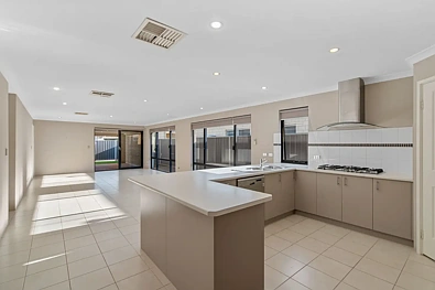 28 Lukin Loop, Pinjarra, WA 6208, 3 slaapkamers, 2 badkamers, House