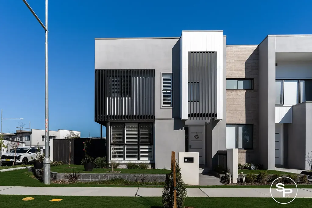Oran Park 4Kwarto Stylish Family Home in Oran Park