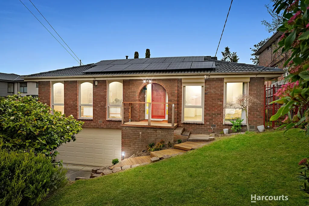 Doncaster East 3ਬੈੱਡਰੂਮ Style, Space & Superb Location