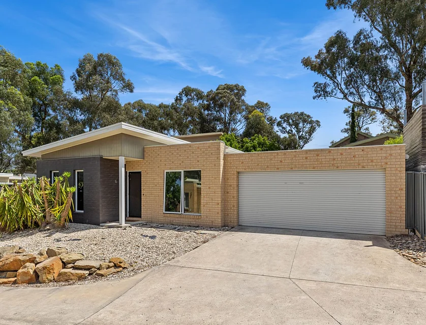 6/10 Gordon Street, Spring Gully, Bendigo, 3 침실, 1 욕실, House