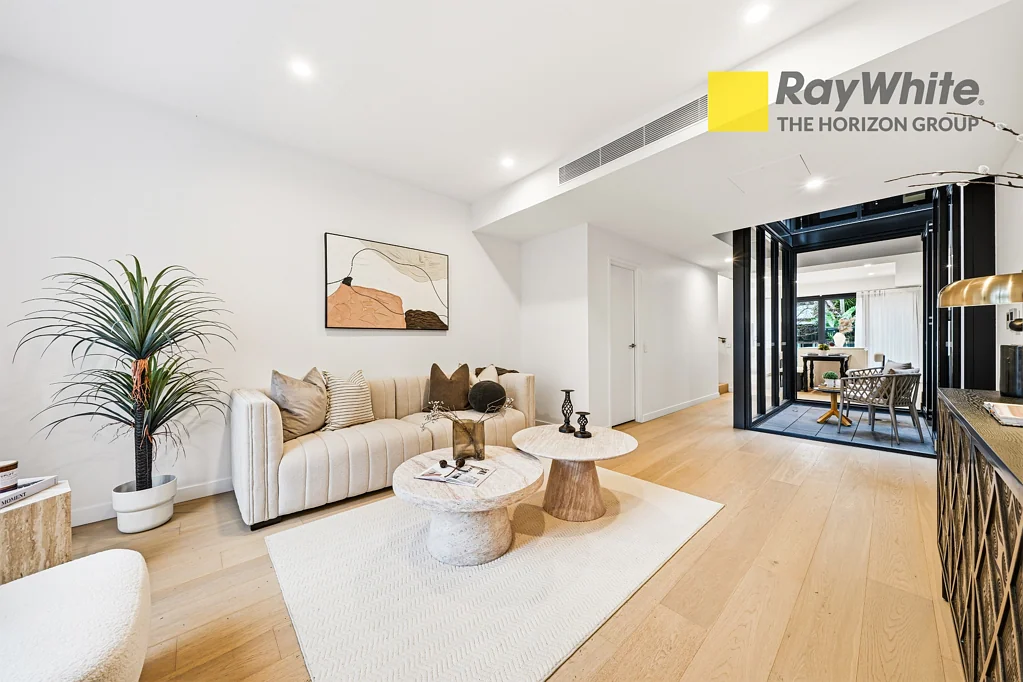 Erskineville 3Kwarto Sleek, Sun-Drenched & Sophisticated Sanctuary in Erskineville