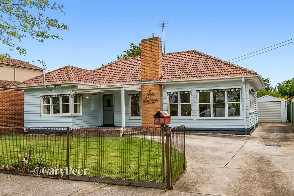 4 Walden Grove, Carnegie, VIC 3163