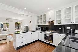 7/8 Forbes Street, Pasadena