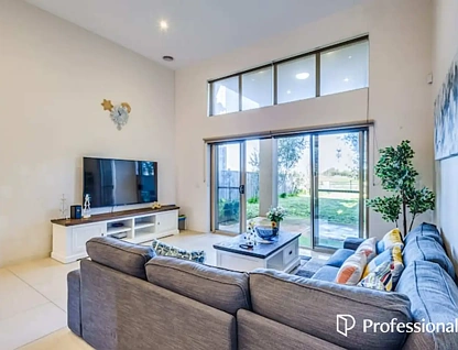 5/1-9 Eagleview Place, Point Cook, VIC 3030, 3房, 2浴, 城市屋