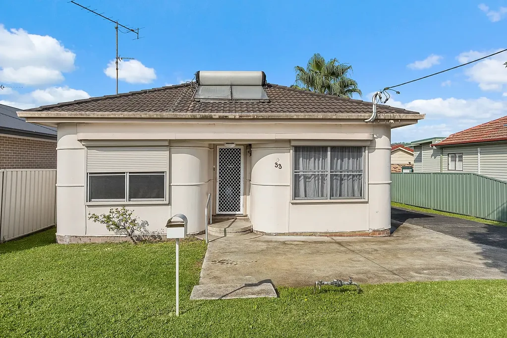 33 Kingston Street, Oak Flats, NSW 2529