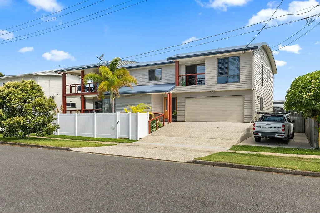 31 Tenth Ave Sandgate, Sandgate, QLD 4017