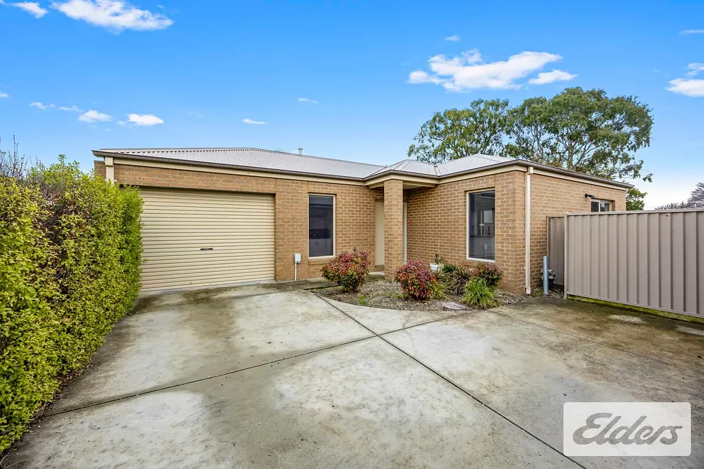 3/100a Beverin Street, Sebastopol, VIC 3356