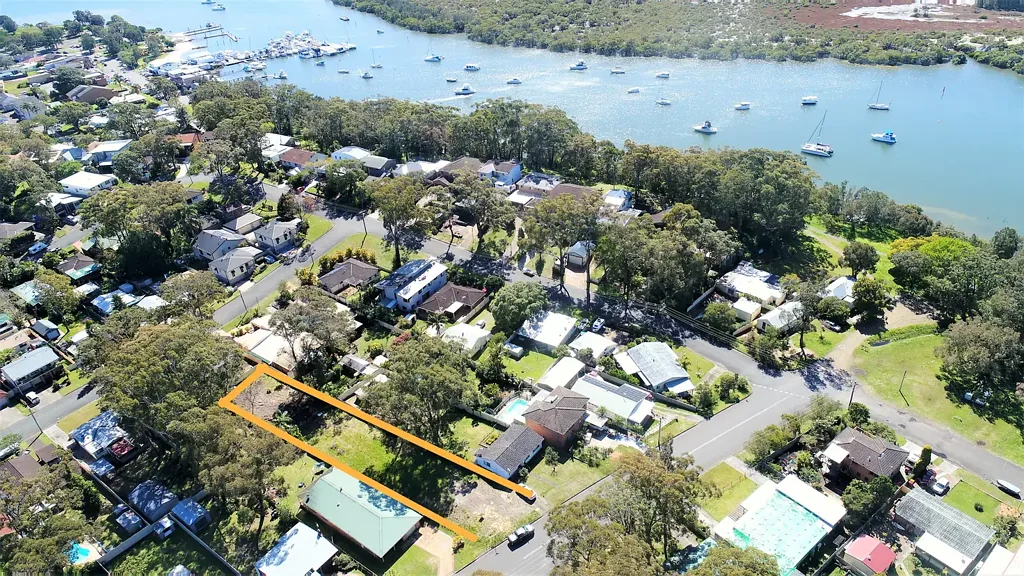 Lemon Tree Passage Seize the Opportunity: Prime Location & Reduced $50k !