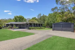 44 Scotts Road, Glass House Mountains