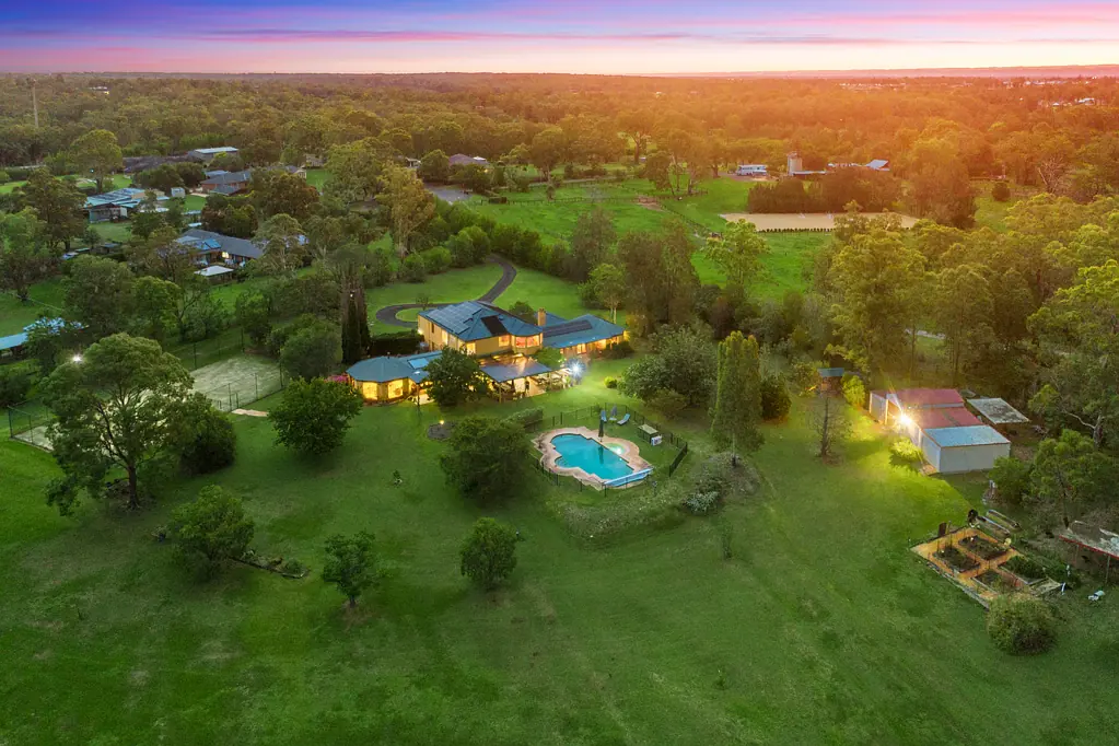 Cattai 5 Slaapkamer An Iconic Waterfront Estate of Scale & Serenity