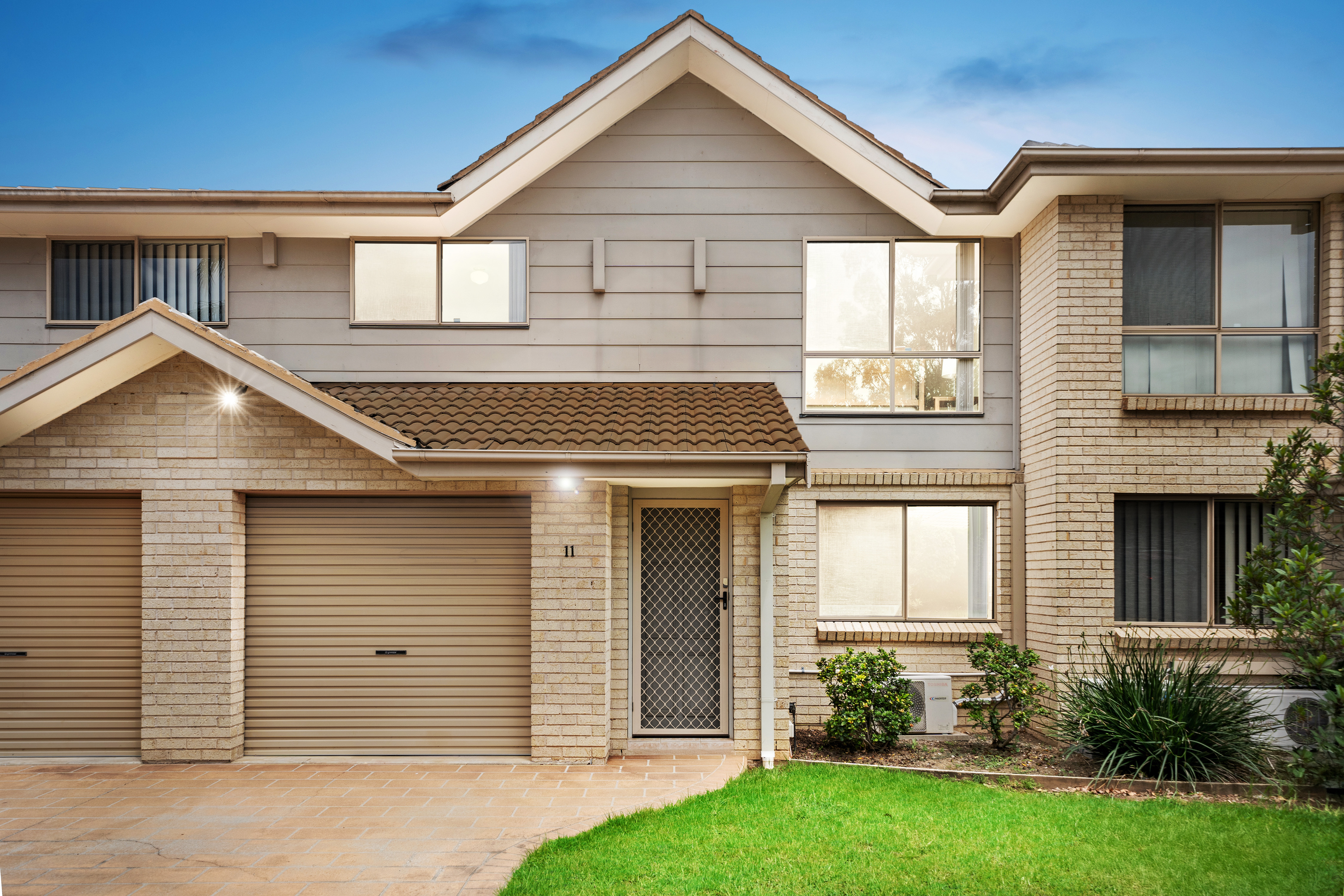 UNIT 11 154 MAXWELL ST, SOUTH PENRITH NSW 2750, 0 Kuwarto, 0 Banyo, Townhouse