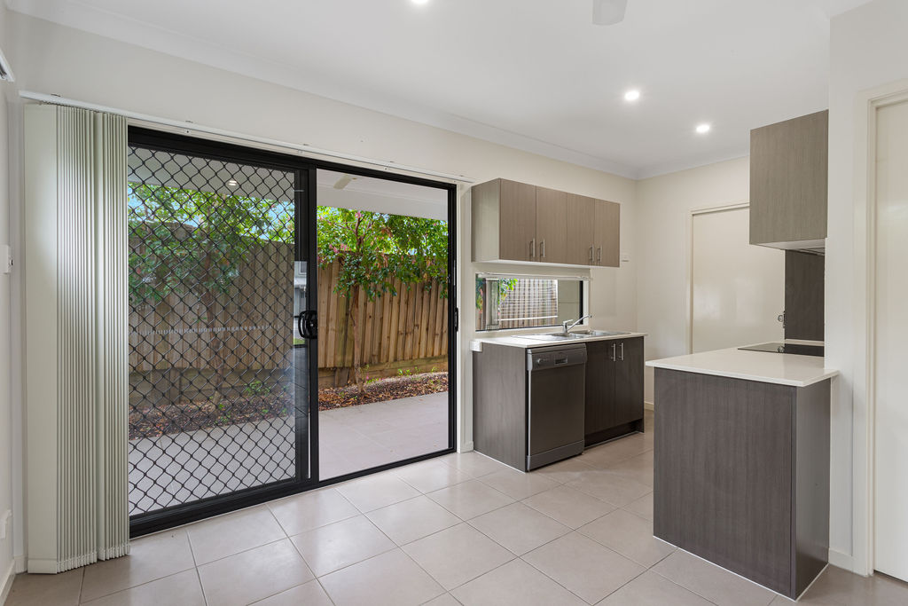 5 COSTALOT ST, OXLEY QLD 4075, 0 침실, 0 욕실, Townhouse