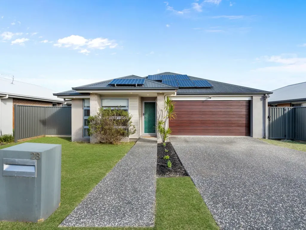 28 MacKellar Way, Walloon, QLD 4306