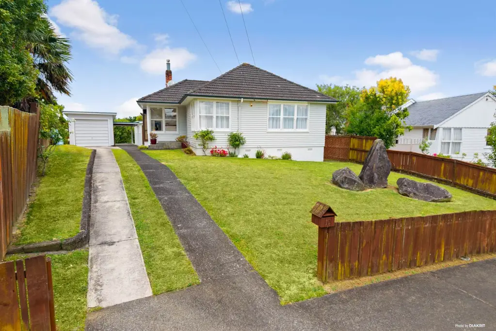 10 Weybridge Crescent, Glen Innes, Auckland City, Auckland