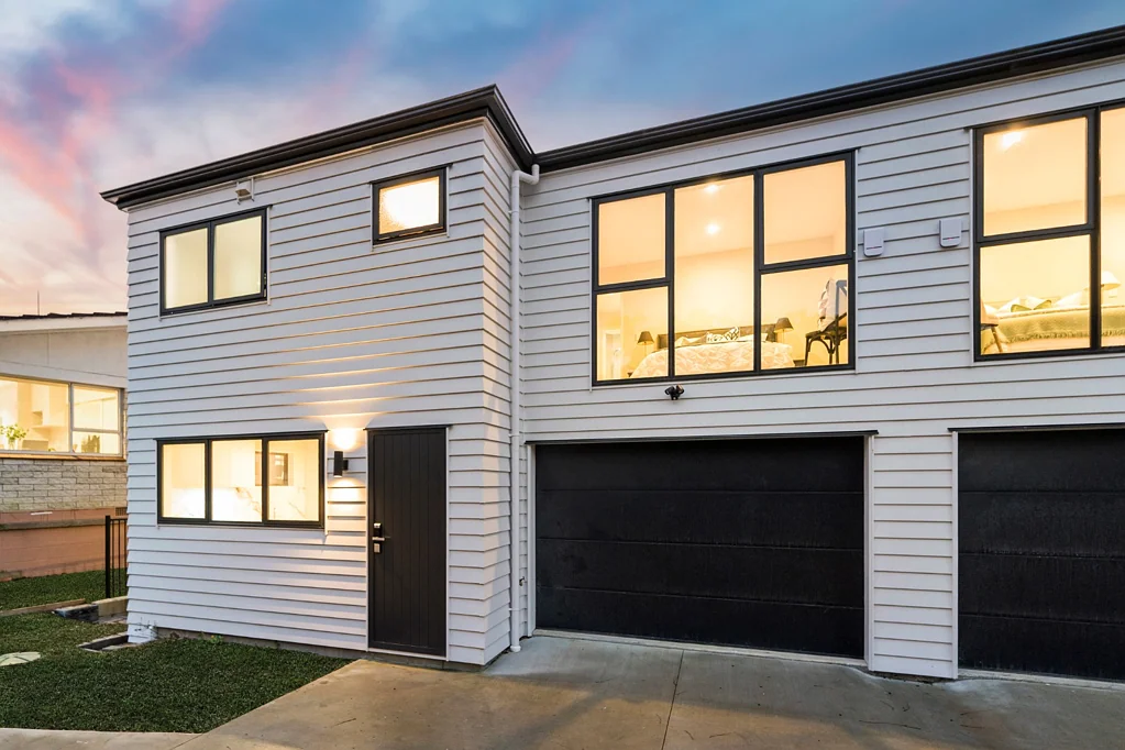 Spacious 3-Bedroom Townhouse with Private Garden