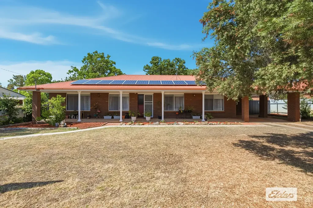 10 Pell Street, Howlong, NSW 2643