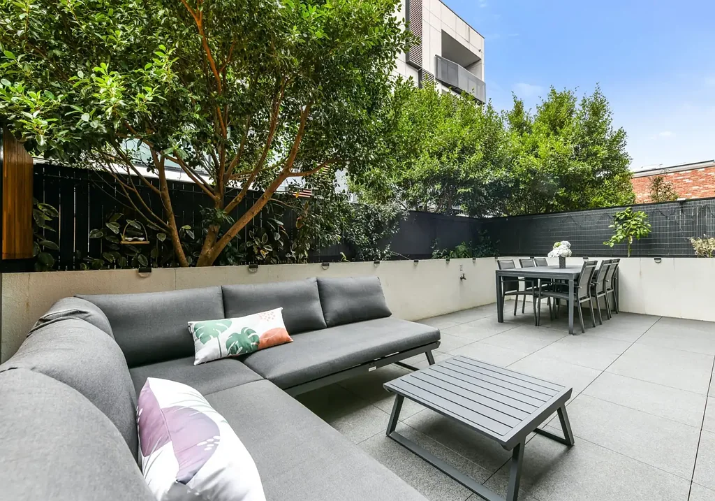 Malvern East 2ਬੈੱਡਰੂਮ Quiet Convenience & Contemporary Comfort in a Premium Malvern East Pocket