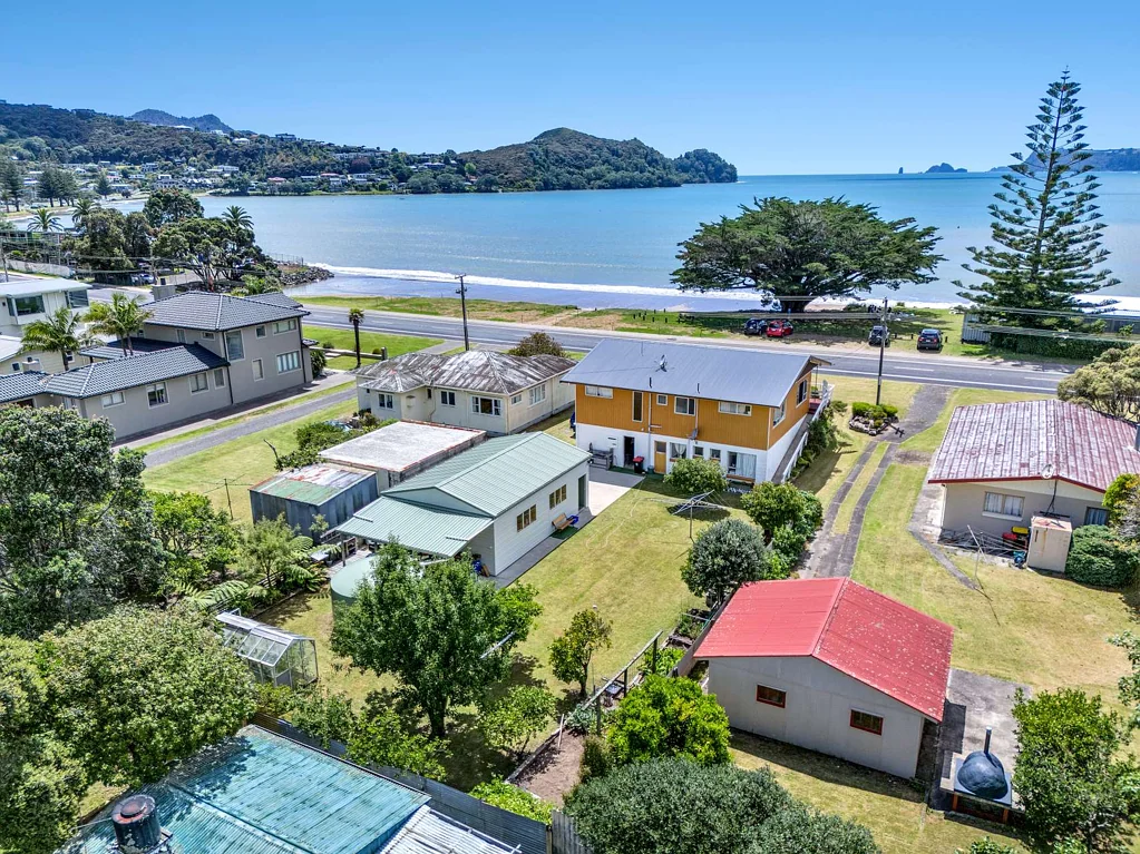 Whitianga 4Habitaciones Position and Location