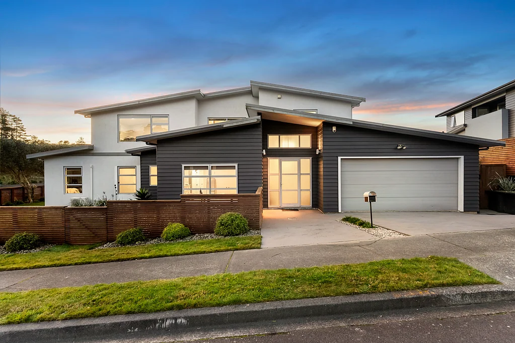 1 Sedgley Grove, Churton Park, Wellington