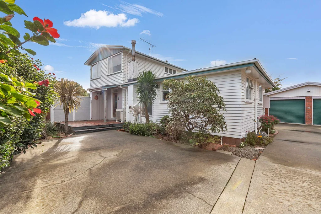 Paraparaumu 4ਬੈੱਡਰੂਮ Super Central Family Retreat in Paraparaumu