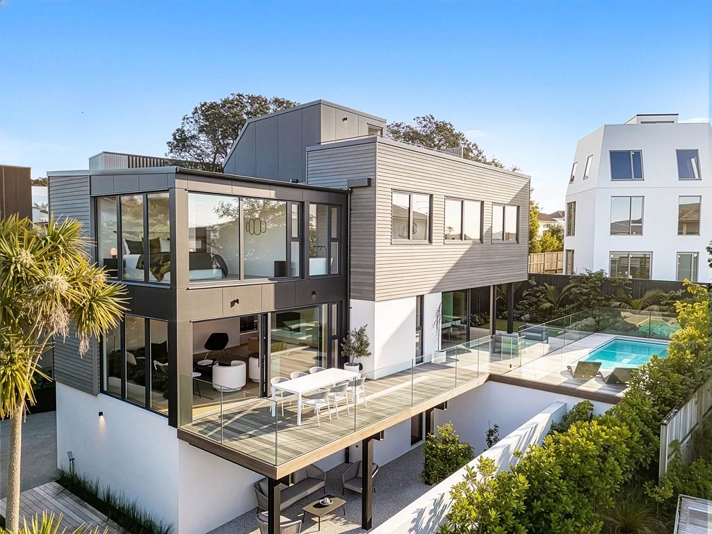 Kohimarama 4Zimmer Executive Coastal Luxury, Crafted for Family Life