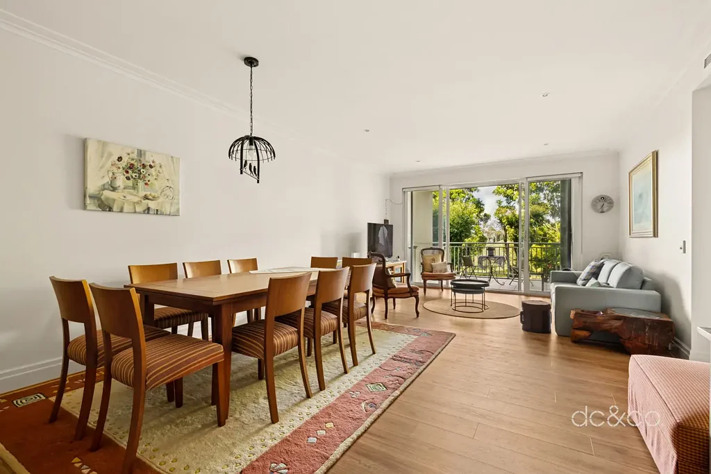 Breakfast Point 3 Bedroom Spacious modern living with resort convenience
