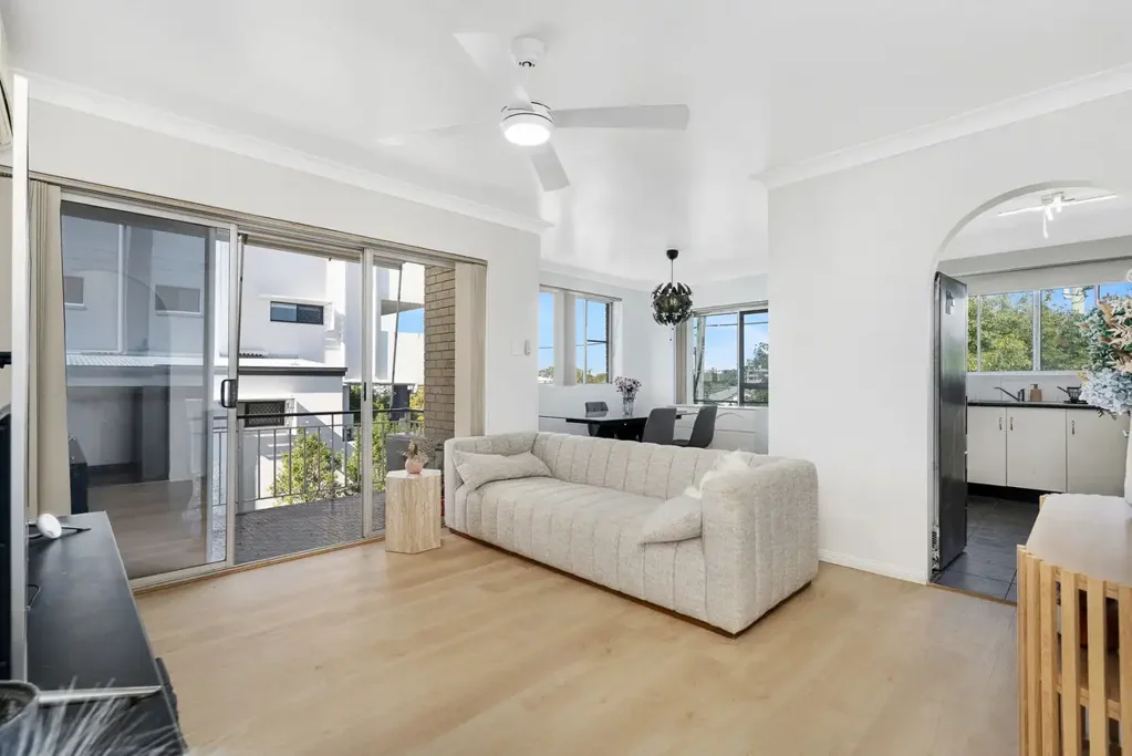 Chermside 2Habitaciones Incredibly Convenient Top Floor Apartment - Walk to Everything!