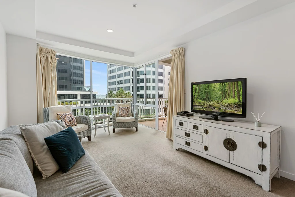 Mount Maunganui 1房  The smart way into The Beaumont