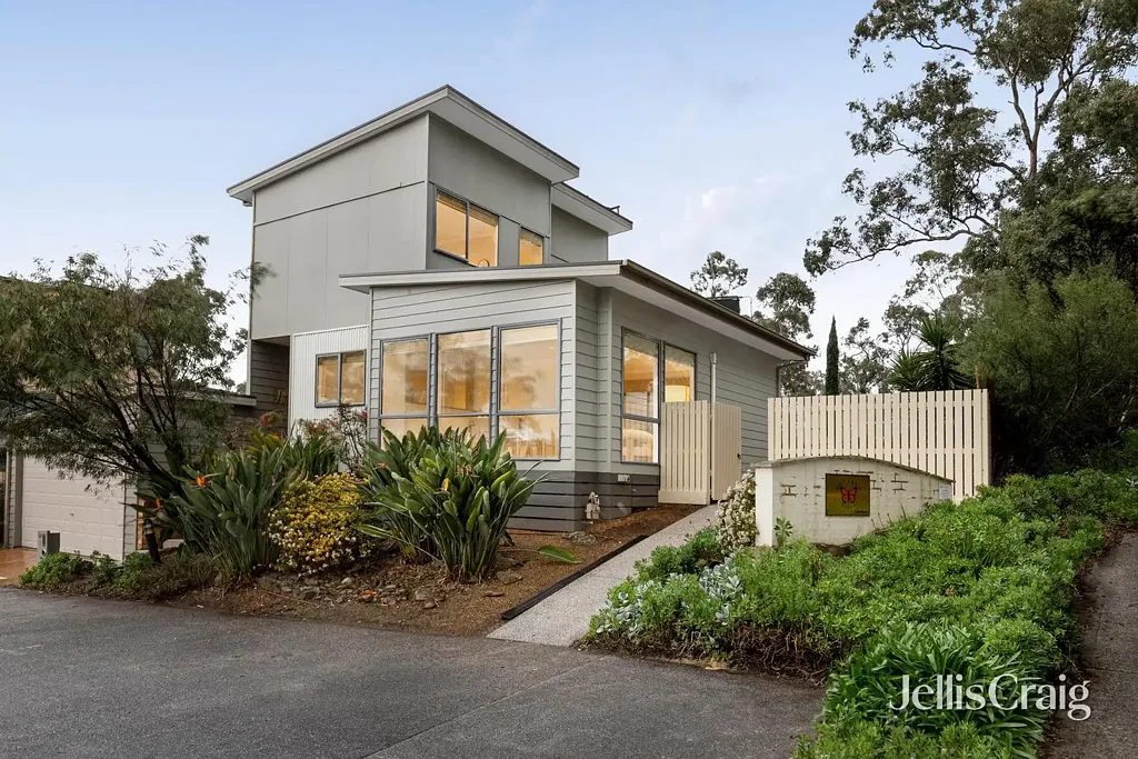 Lower Plenty 3chambre Stylish, energy-efficient and perfectly located
