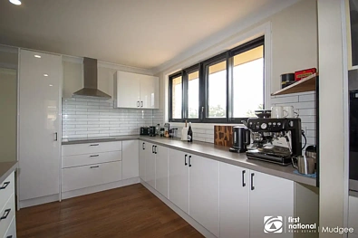 33 Macquarie Drive, Mudgee, NSW 2850, 4 침실, 2 욕실, House