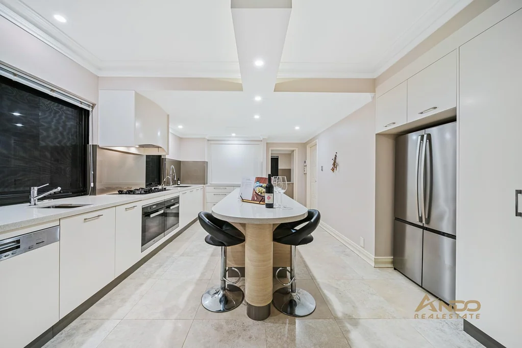 10 Ness Road, Applecross, WA 6153