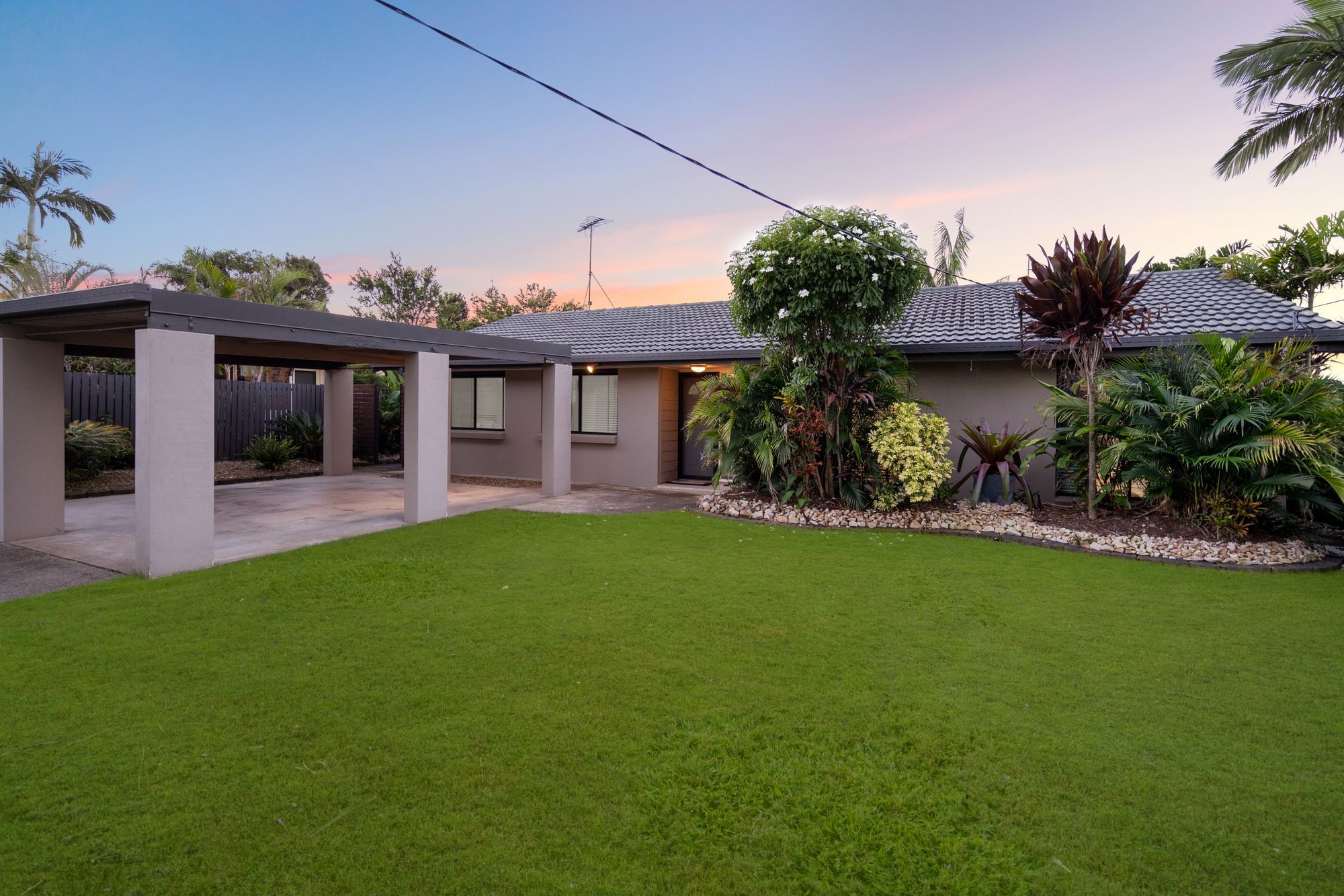 9 BROMPTON ST, ROCHEDALE SOUTH QLD 4123, 0房, 0浴, House