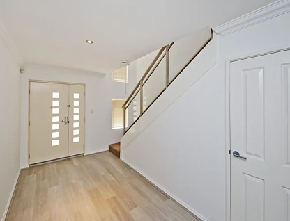 2/7 Wynyard Street, Yokine, WA 6060, 4 Kuwarto, 3 Banyo, House