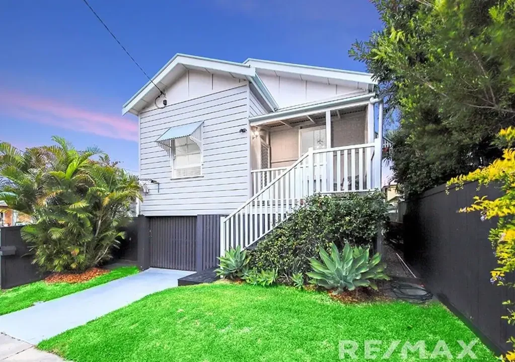 Wynnum 4غرفة نوم Classic allure & a dream Wynnum address - Manly SS catchment, short stroll to the foreshore