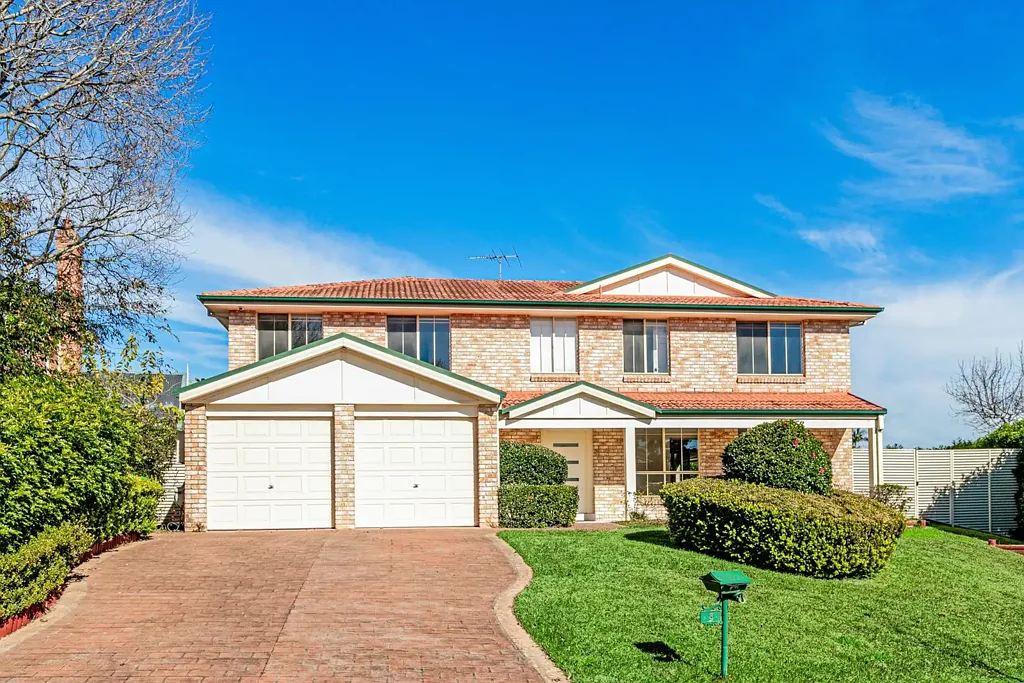 Grand Family Living in the Heart of Castle Hill
