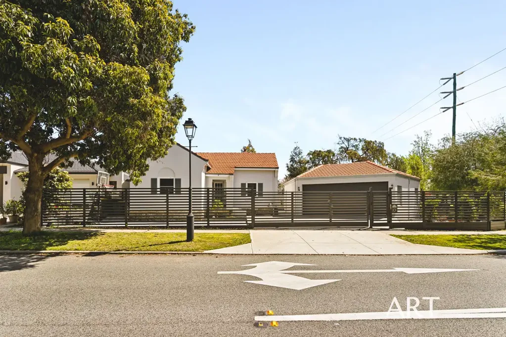 1 Stubbs Terrace, Daglish, WA 6008