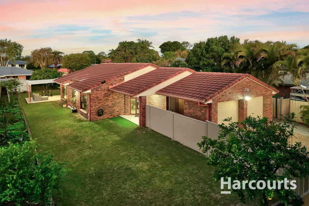 Bald Hills 4房 宽敞的家庭生活，位于 Bald Hills 黄金地段的 743 平方米大地块上 Spacious Family Living on a Large 743m² Block in a Prime Bald Hills Location