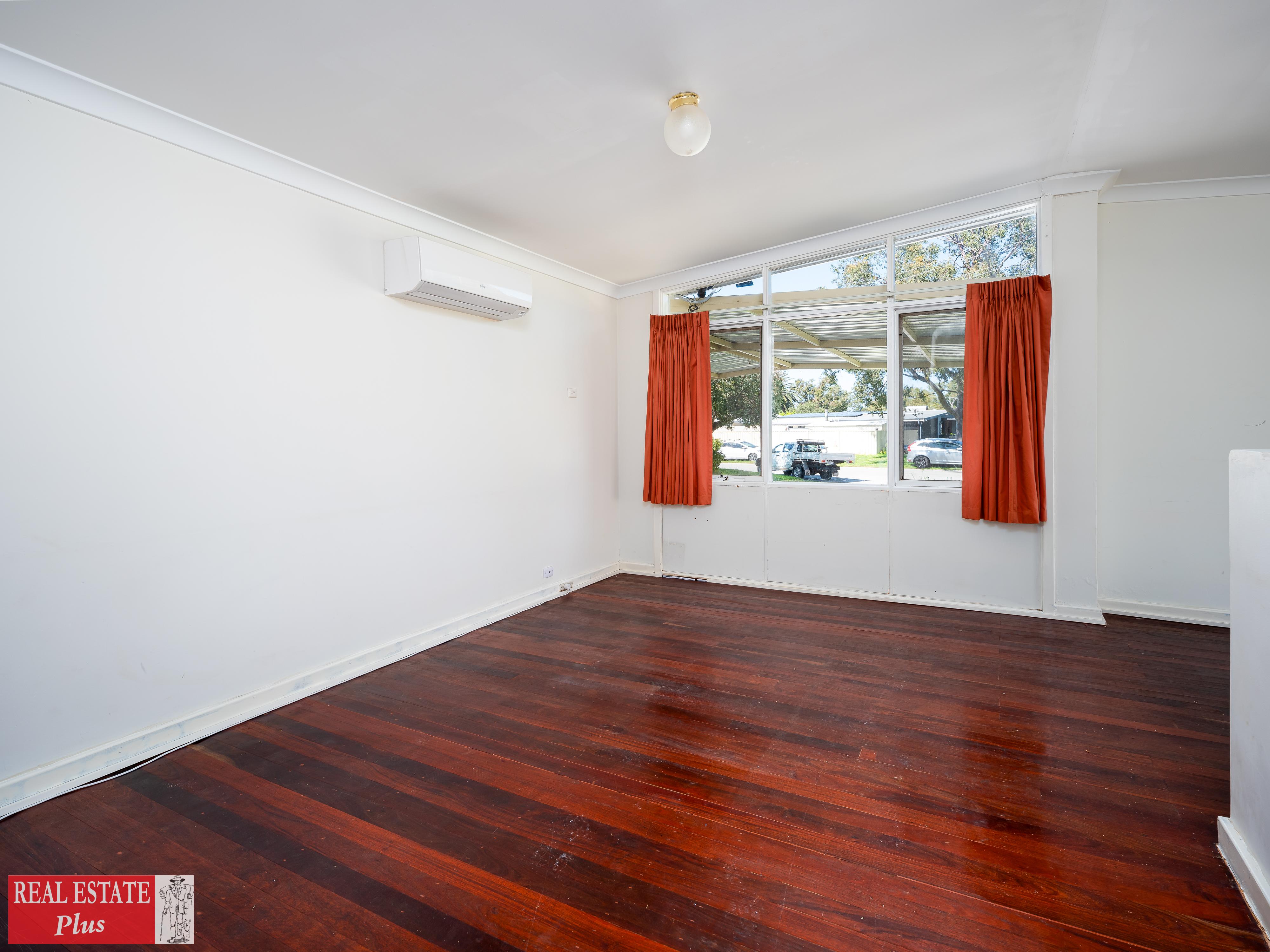 37 DANCE DR, MIDDLE SWAN WA 6056, 0 Kuwarto, 0 Banyo, House