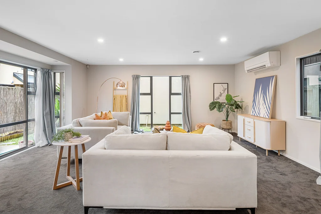 Saint Albans 4chambre Still Available! Perfect First Home Or Investment!