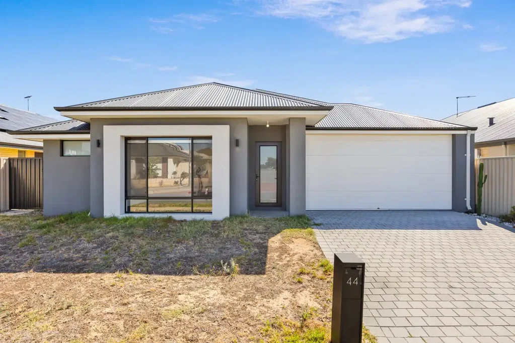 44 Lavinia Crescent, Secret Harbour, WA 6173