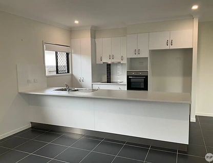 Address Withheld, Shaw, QLD 4818, 3 غرف, 2 حمامات, House