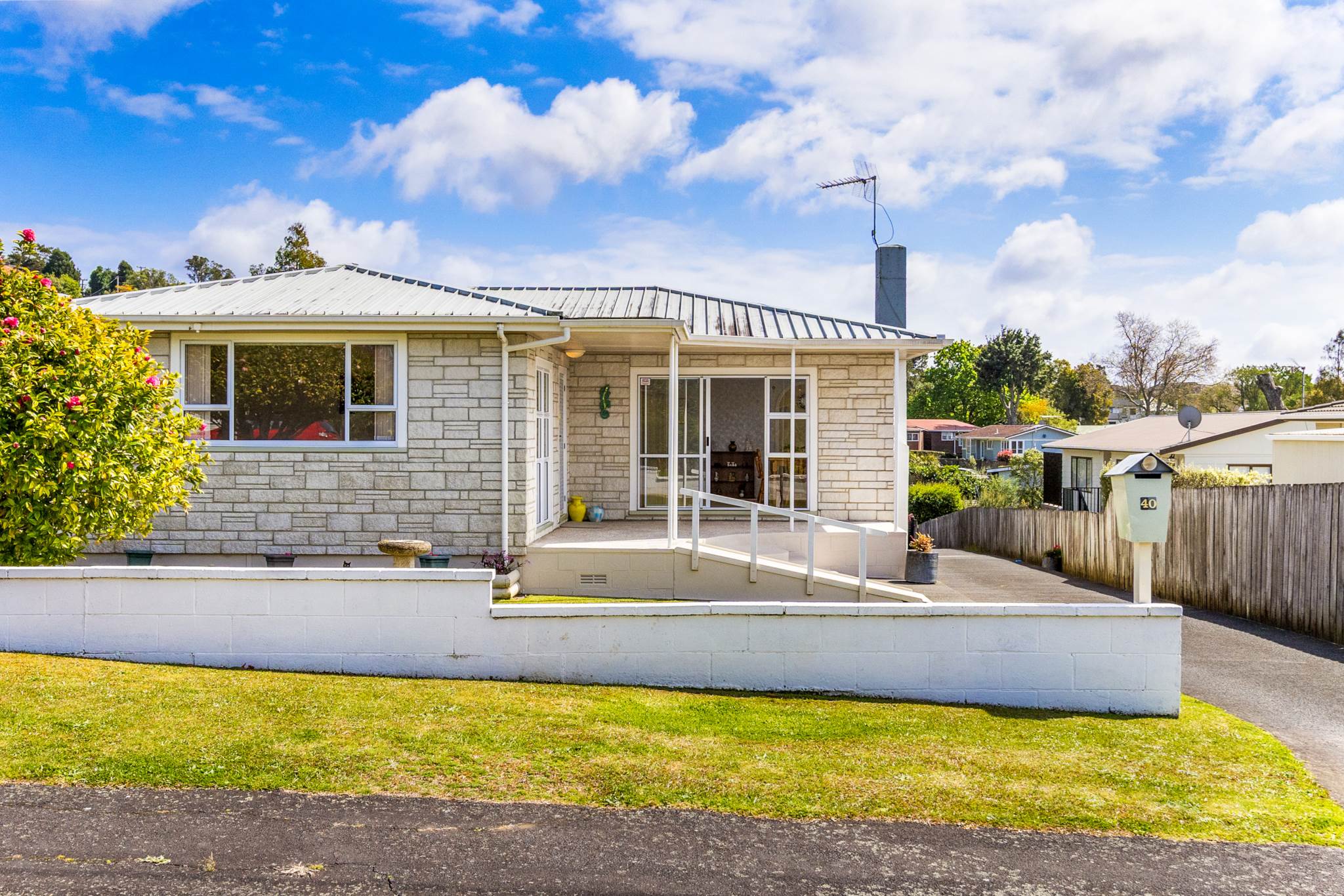 40 Fairmount Road, Titirangi, photo 11