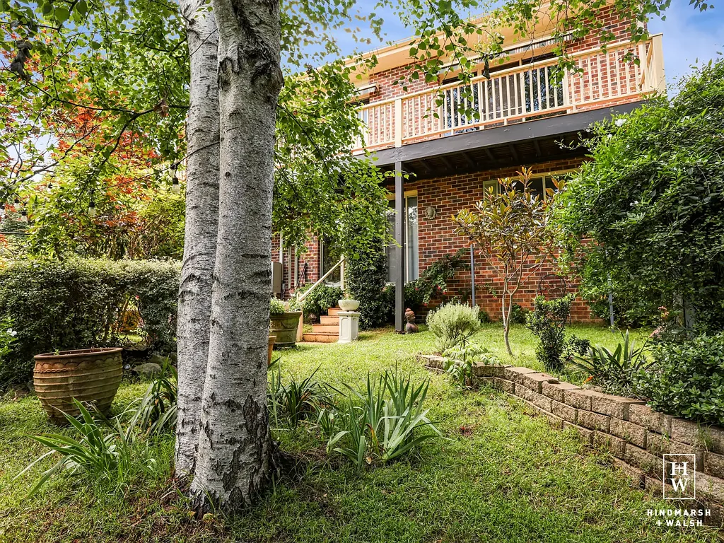 Moss Vale 4 Bedroom Artist's Paradise Living In The Treetops