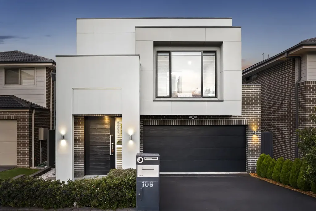 Schofields 4房 位于著名的 Alex Avenue Precinct 的超现代阳光充沛家庭住宅 - 步行10分钟即可抵达 Schofields Station！ Ultra Modern Sun Drenched Family Home in the Prestigious Alex Avenue Precinct - 10 Minutes walk to Schofields Station!