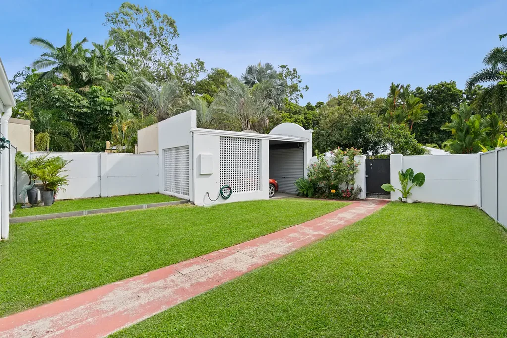 17 MacAlister Place, Smithfield, QLD 4878